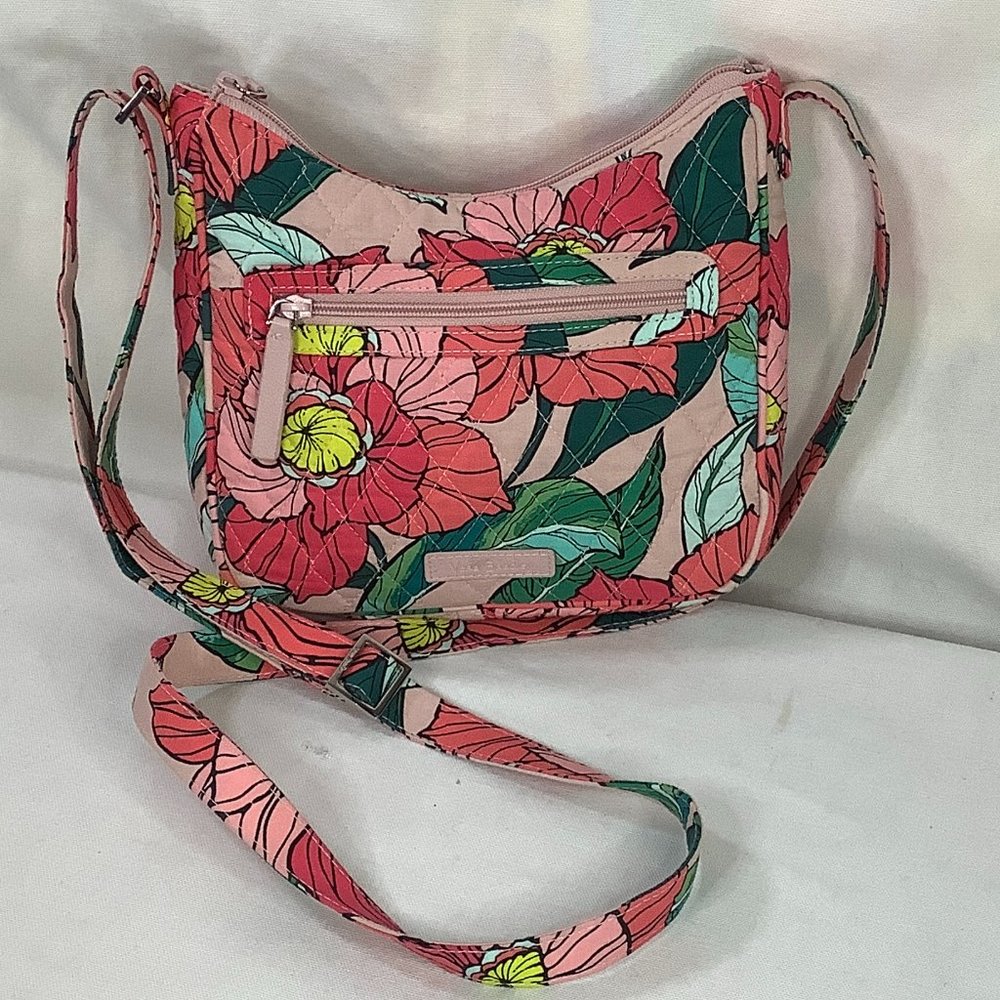 Vera Bradley Andi Crossbody in Vintage Floral